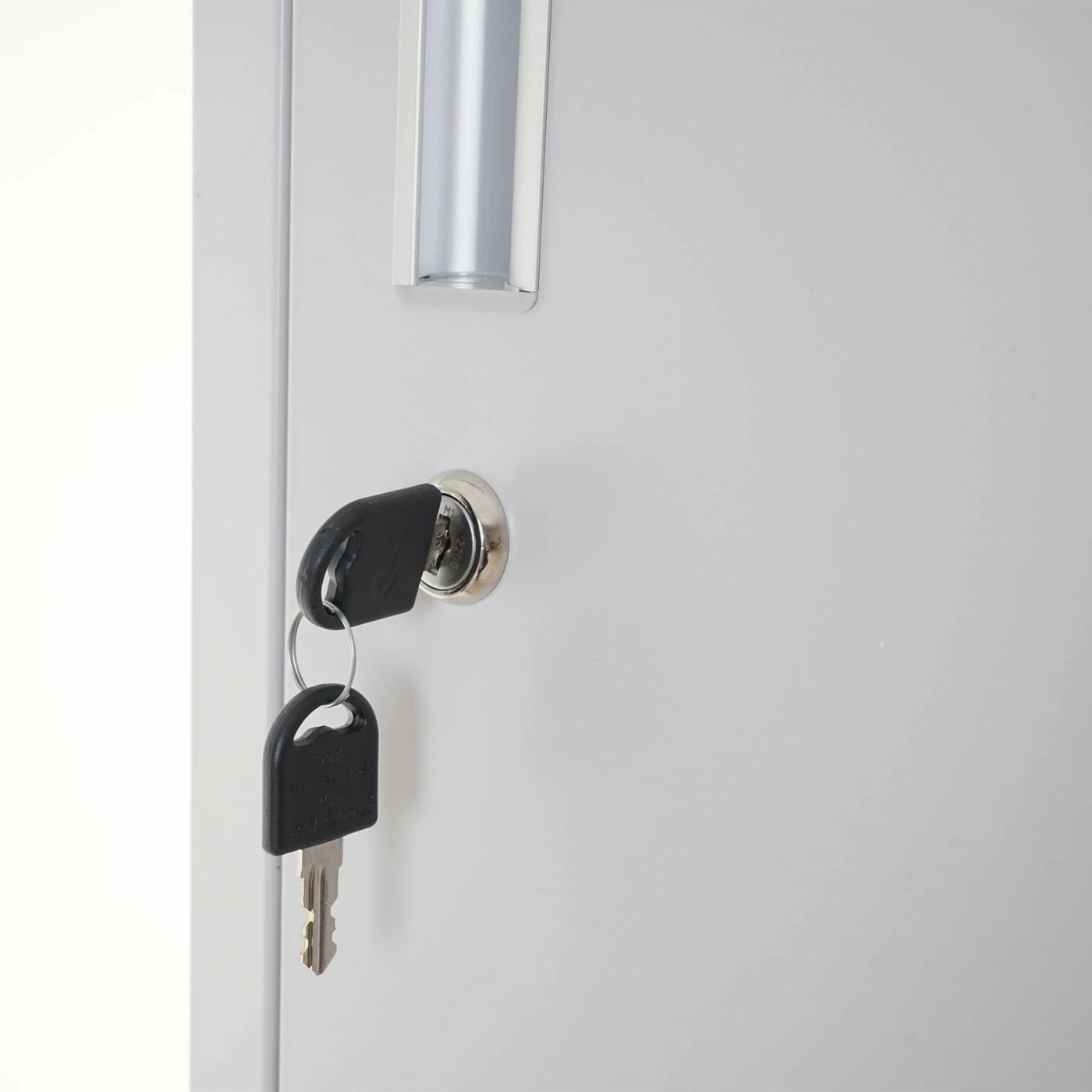 Schließfach Preston T829, Schließfachschrank Wertfachschrank Spind, Metall 12 Fächer ~ Grau – Bild 4