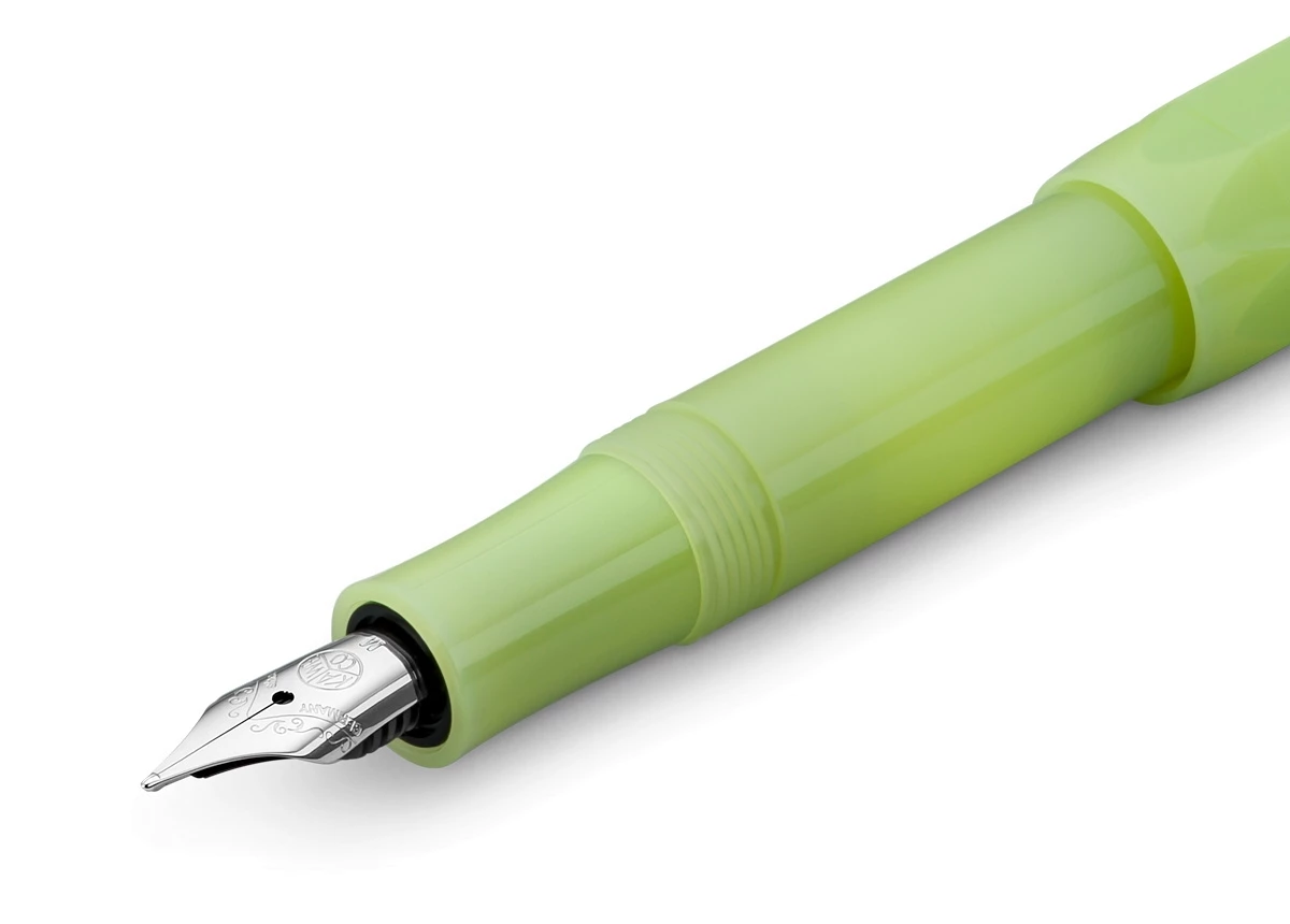 Kaweco FROSTED SPORT Füllhalter Fine Lime – Bild 3